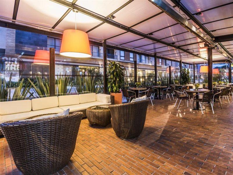 Hotel Doubletree By Hilton Bogota Parque 93 Exterior foto