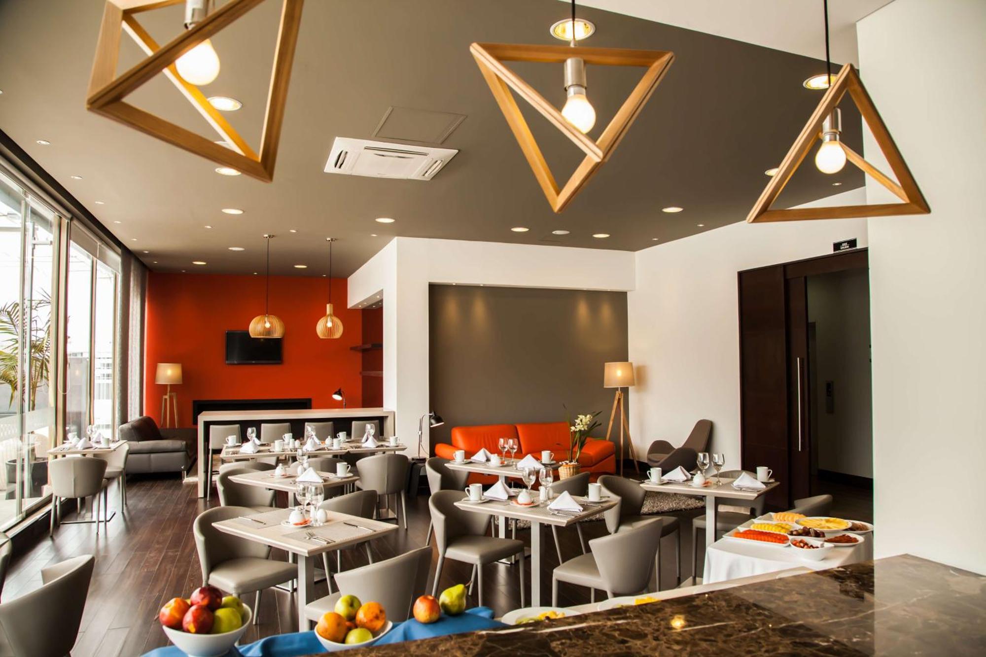 Hotel Doubletree By Hilton Bogota Parque 93 Exterior foto