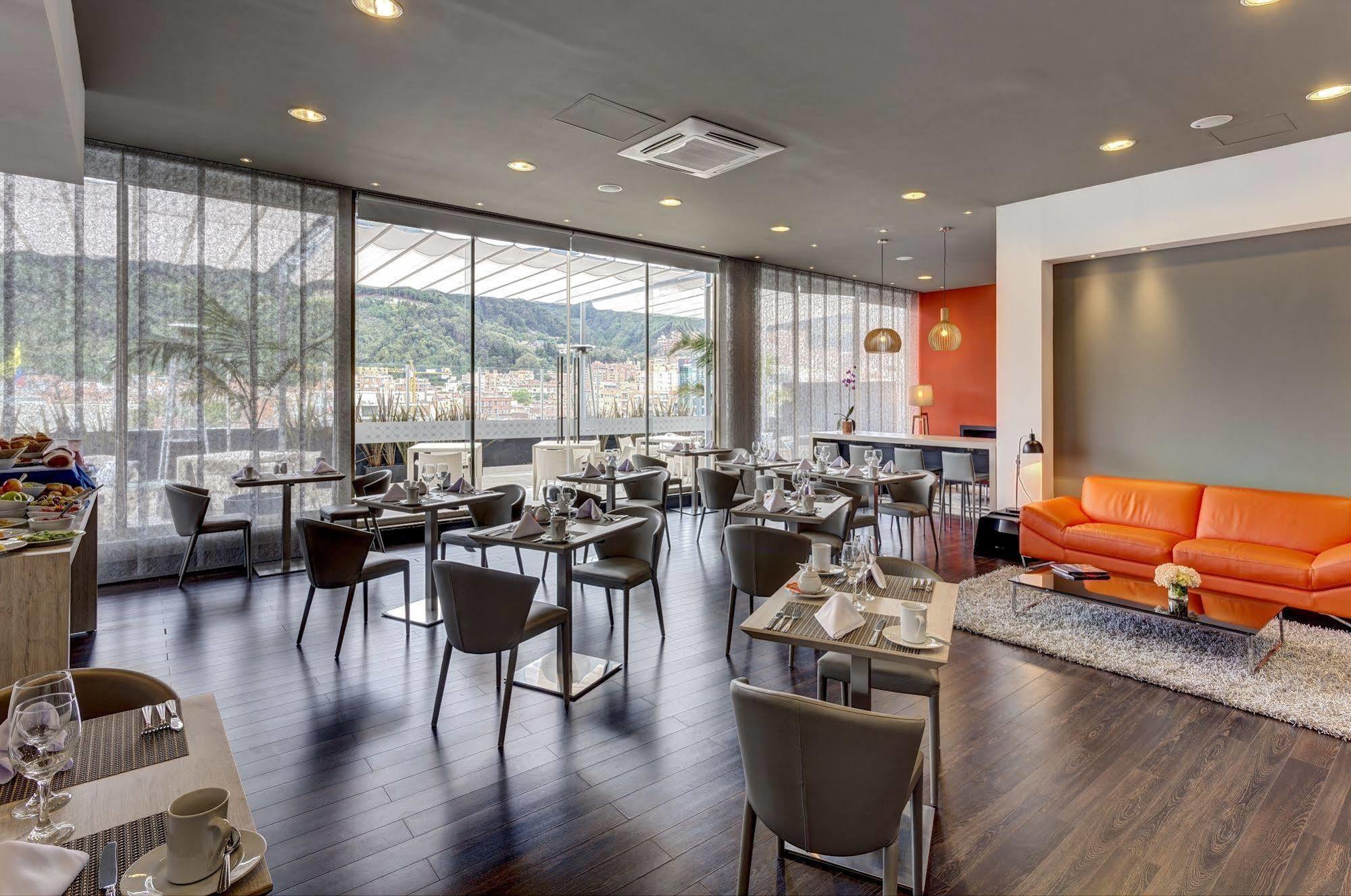 Hotel Doubletree By Hilton Bogota Parque 93 Exterior foto